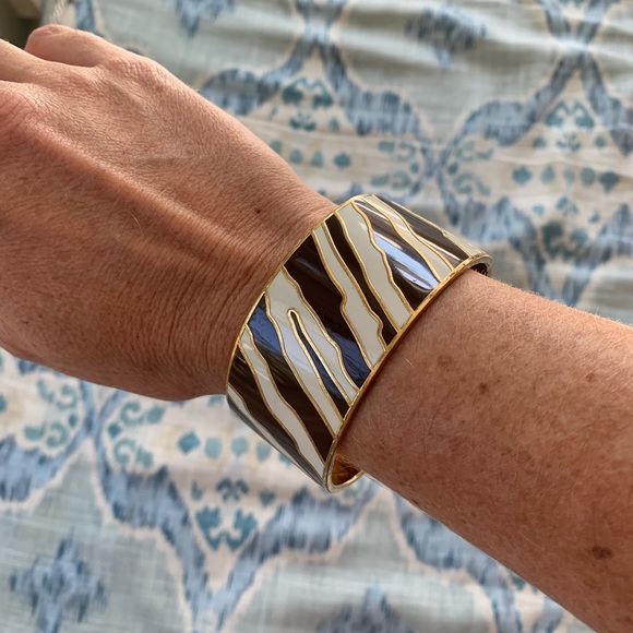 kate spade Jewelry - Kate Spade Bangle Bracelet